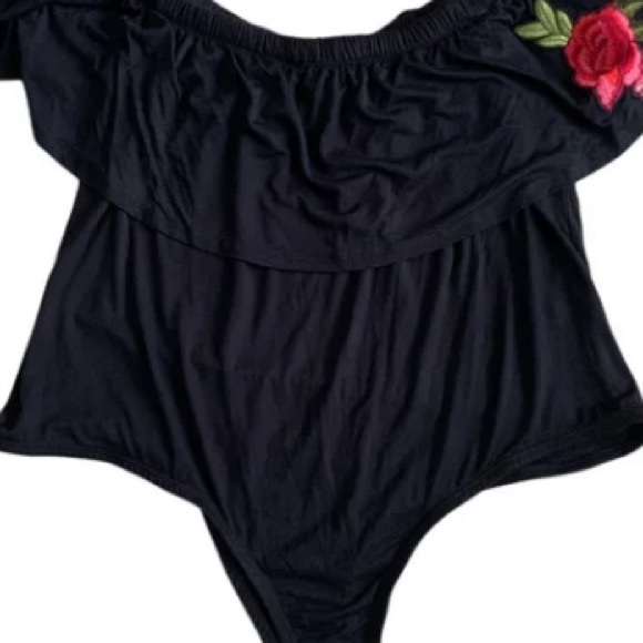 Rouge Collection women’s 3X off the shoulder bodysuit - Picture 3 of 5